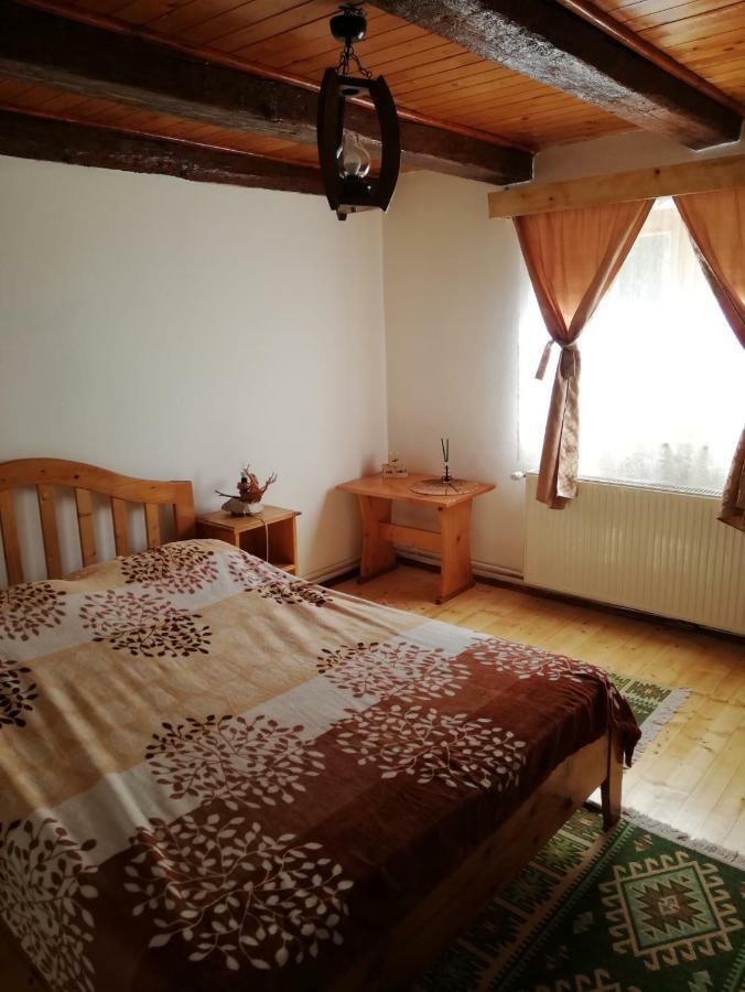 Rustic Rooms Rîşnov Екстериор снимка